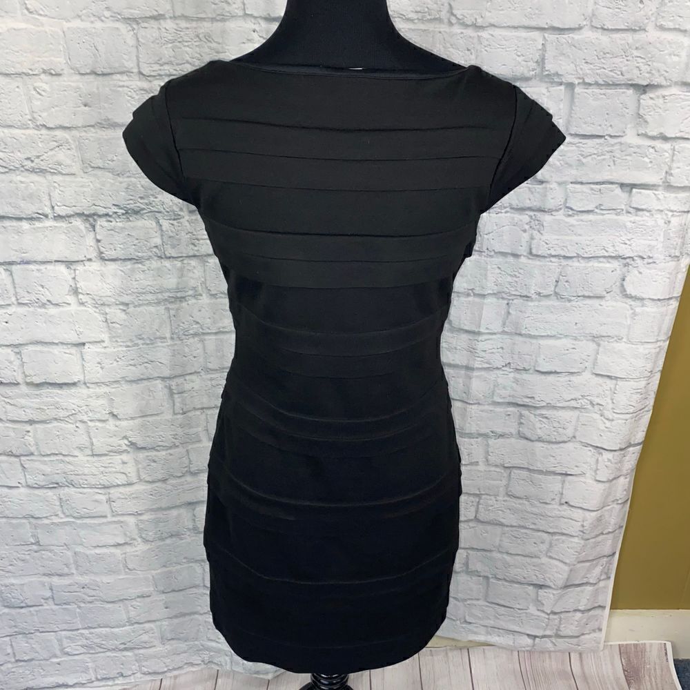 Max and Cleo midi bodycon layered dress w/cap sleeves black sz 10 - Picture 12 of 12
